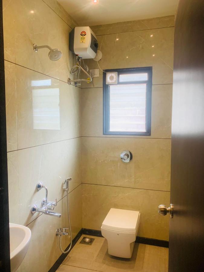 Shri Mahalaxmi Executive Yatri Niwas Villa Колхапур Екстериор снимка