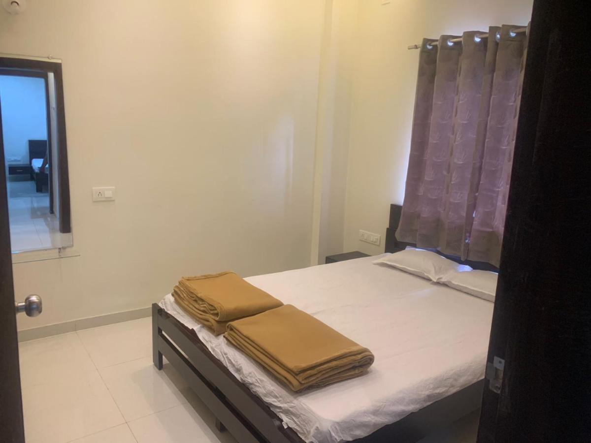 Shri Mahalaxmi Executive Yatri Niwas Villa Колхапур Екстериор снимка